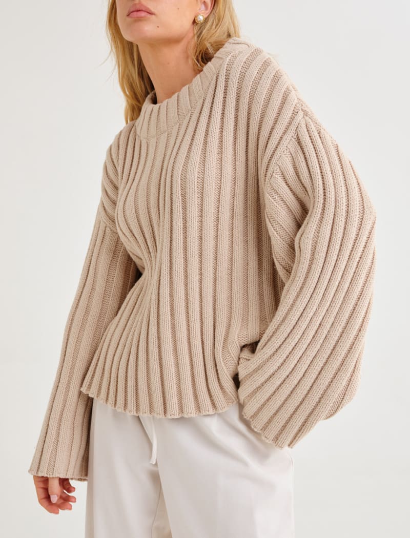 Greenwich Sweater | Sand - Sweaters