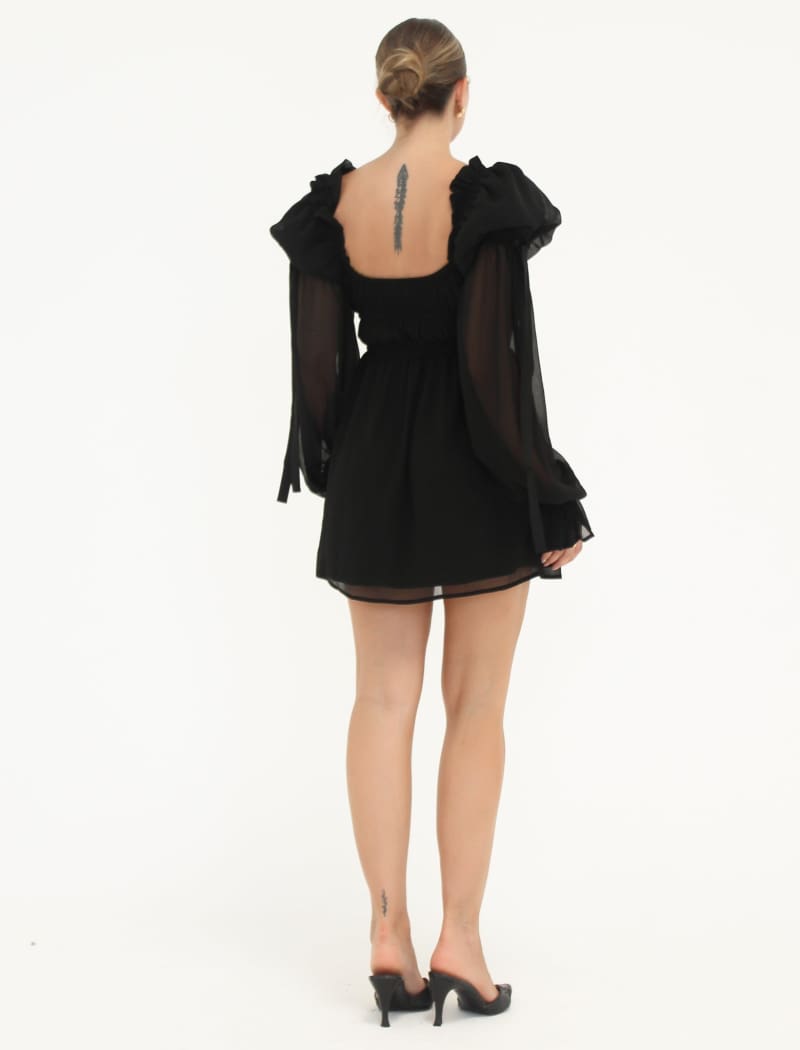 Macbeth Mini Dress | Black