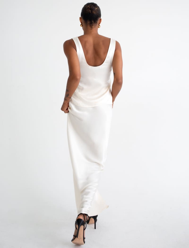 Market Tank | Ivory - Camis and Tanks