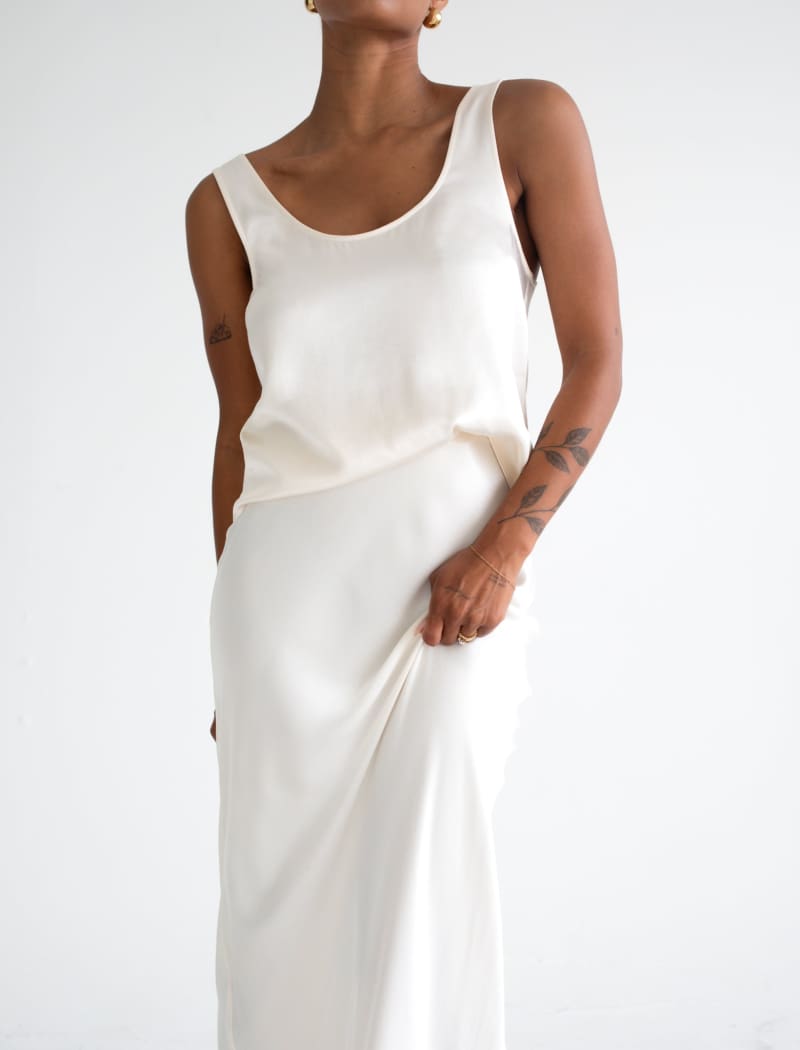 Market Tank | Ivory - Camis and Tanks