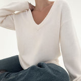 Mercer V-Neck Sweater | Cream - Sweaters