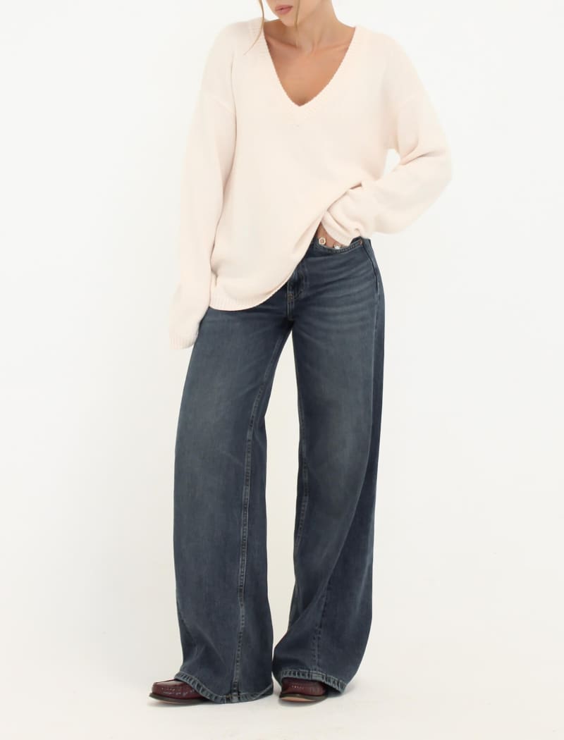 Mercer V-Neck Sweater | Cream - Sweaters