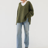 Oxford V-Neck Sweater | Moss - Sweaters