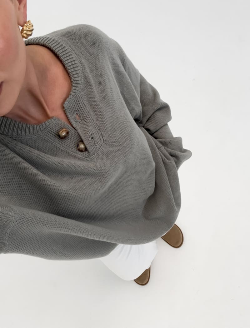 Varsity Henley | Sandstone - Sweaters